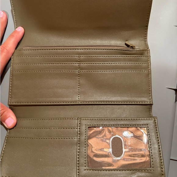 Olive Green Leather Wallet - Picture 2 of 2